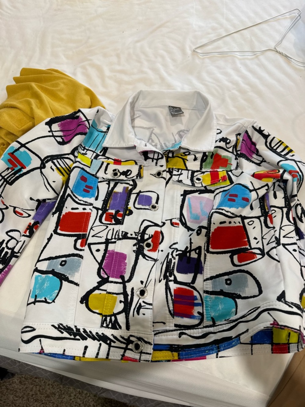 Dolcezza white jean jacket with vibrant abstract print by Luc Villard. Sz M - Picture 10 of 11